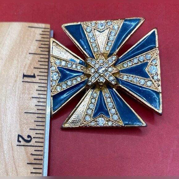 Maltese Cross Brooch Pendant Gold Tone Blue Enamel Rhinestones 1.75” *Read* - Picture 3 of 3